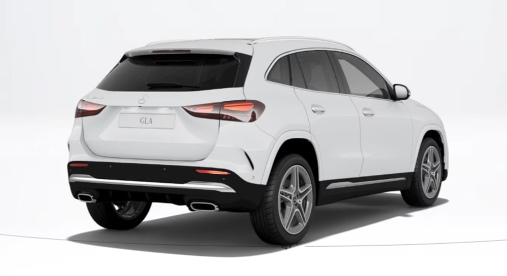 Mercedes-Benz GLA SUV nuova a Bolzano (3)