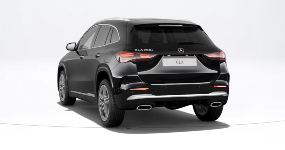 Mercedes-Benz GLA SUV nuova a Bolzano (2)