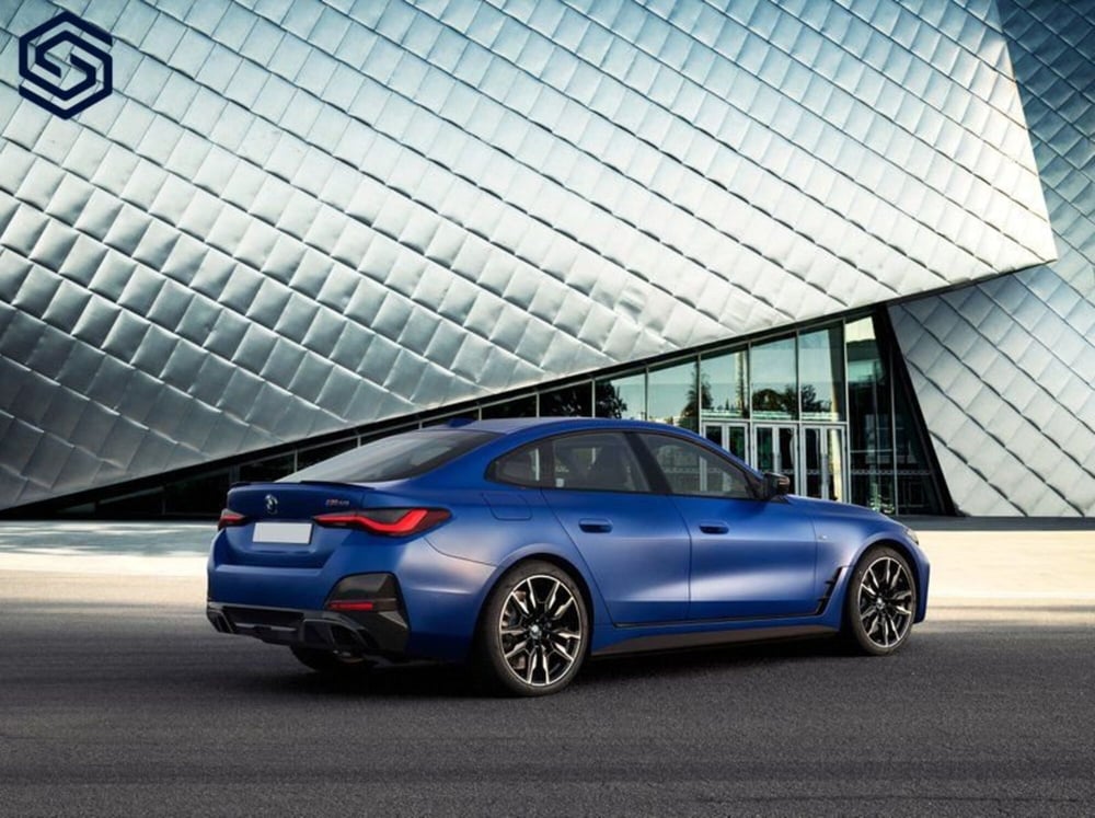 BMW i4 nuova a Cagliari (6)