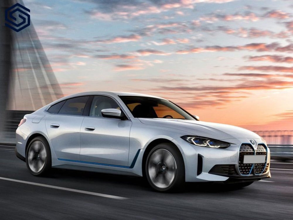 BMW i4 nuova a Cagliari (8)