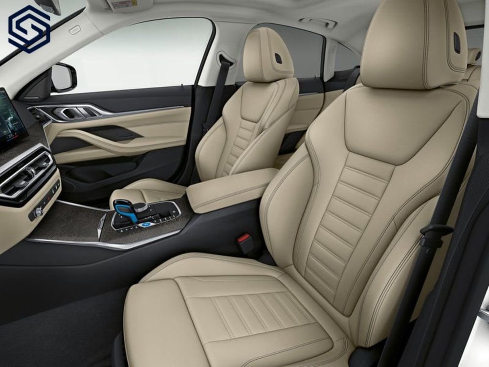 BMW i4 nuova a Cagliari (9)
