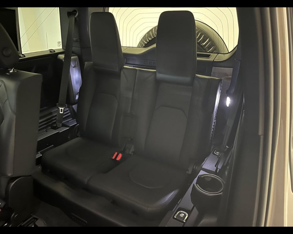 Land Rover Defender usata a Arezzo (11)