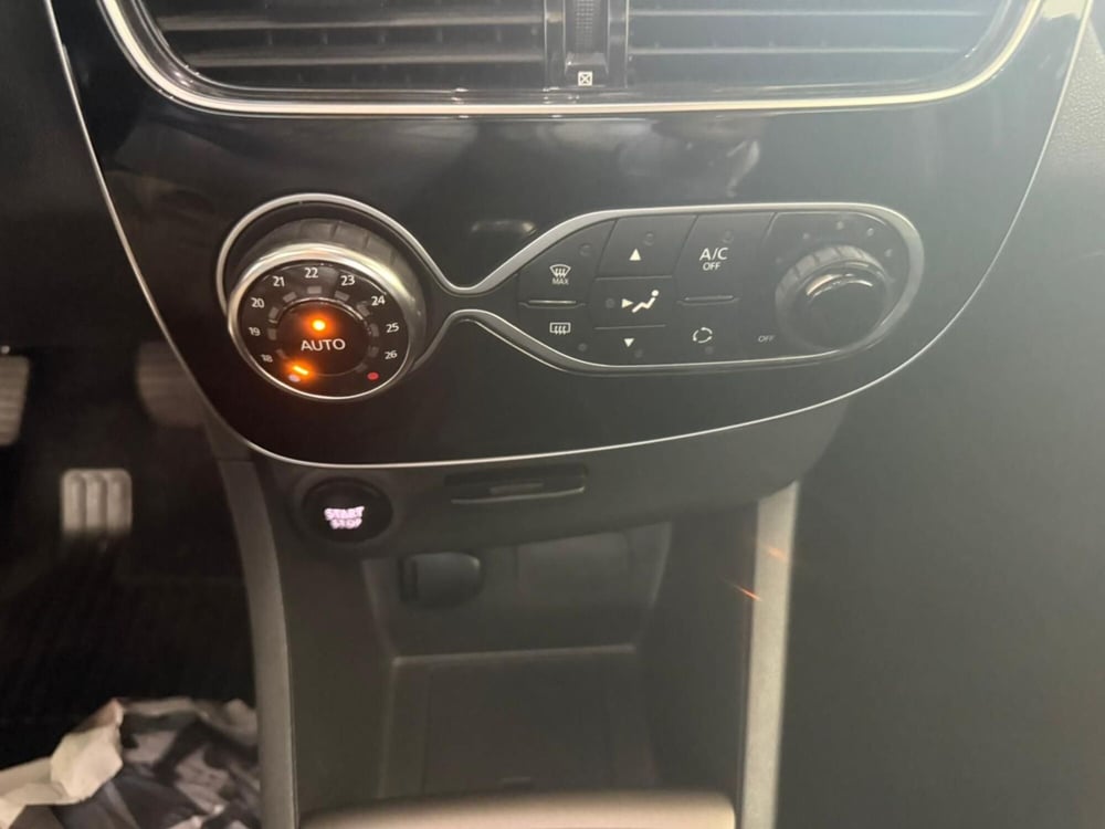 Renault Clio usata a Torino (12)