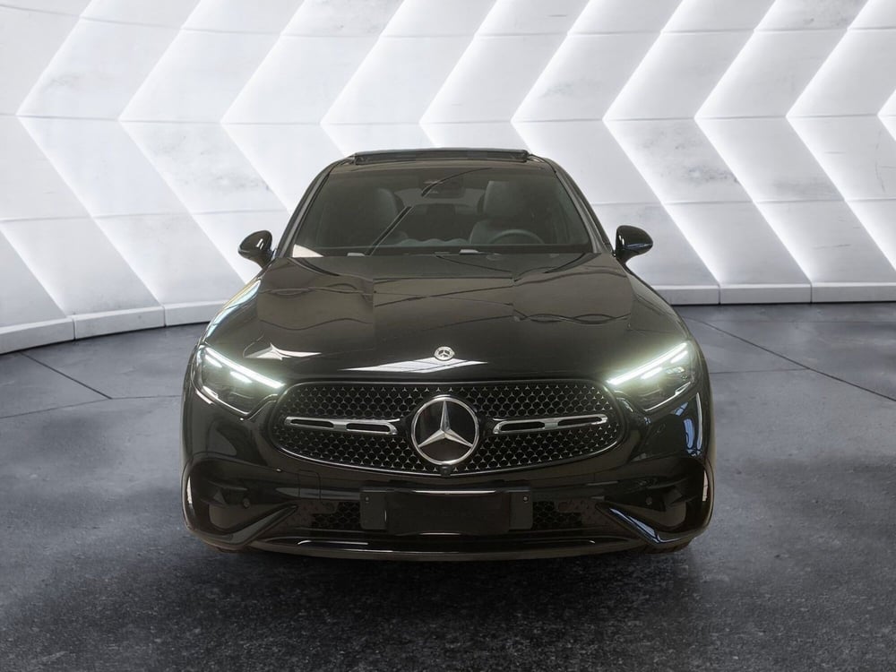 Mercedes-Benz GLC Coupé nuova a Napoli (2)