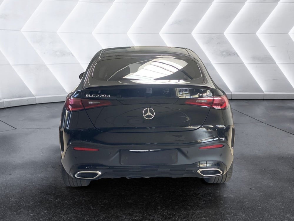 Mercedes-Benz GLC Coupé nuova a Napoli (7)