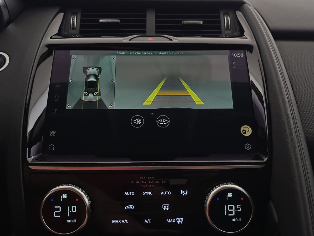 Jaguar E-Pace usata a Alessandria (16)