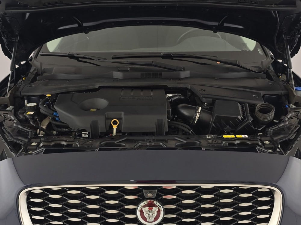 Jaguar E-Pace usata a Alessandria (7)