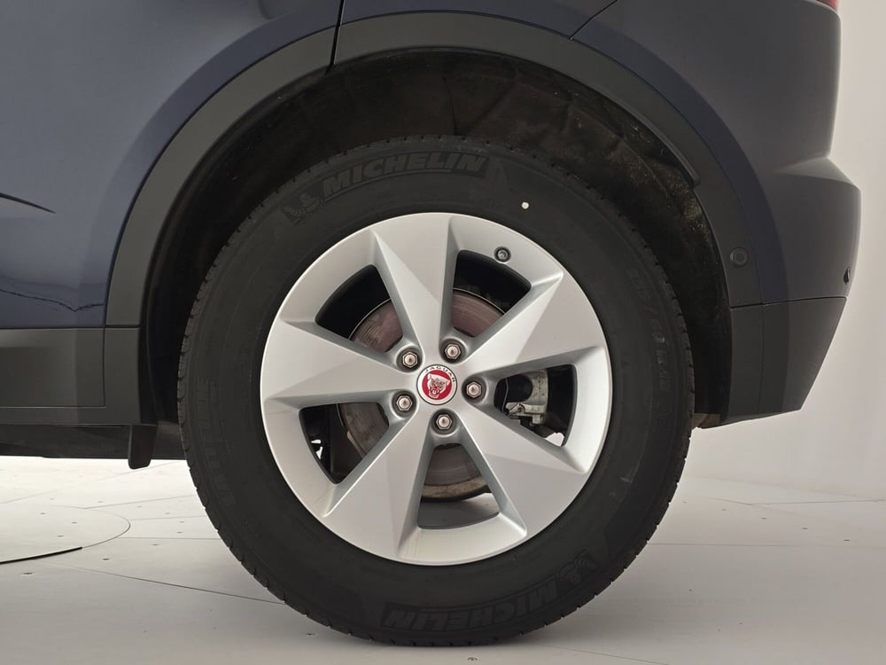 Jaguar E-Pace usata a Alessandria (8)
