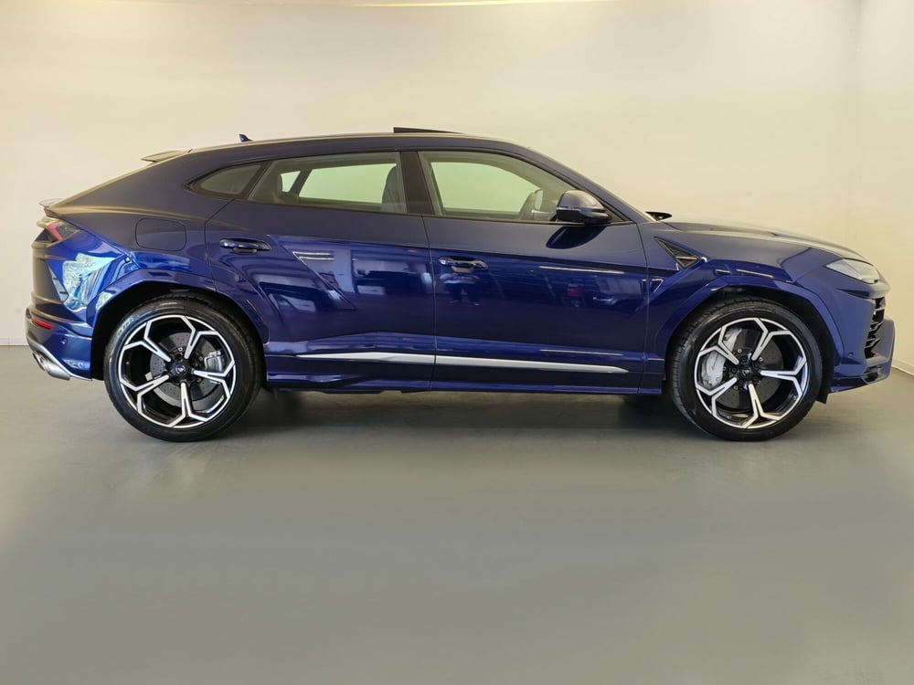 Lamborghini Urus usata a Bologna (2)