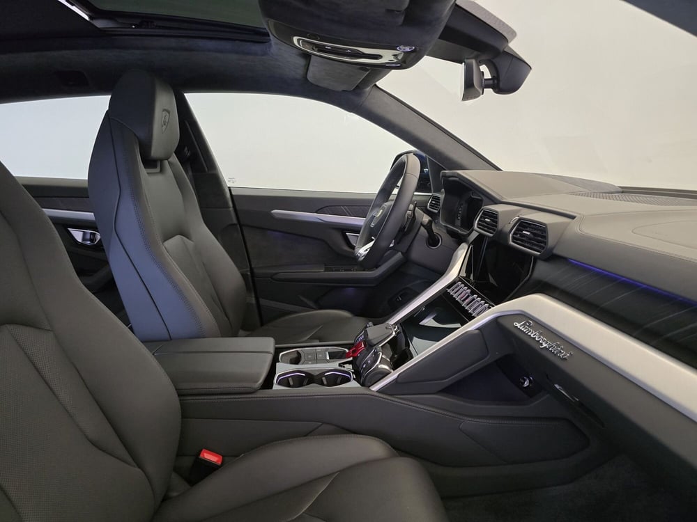 Lamborghini Urus usata a Bologna (6)