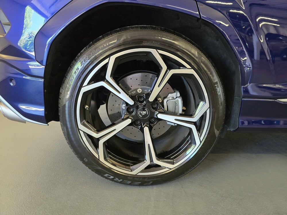 Lamborghini Urus usata a Bologna (9)