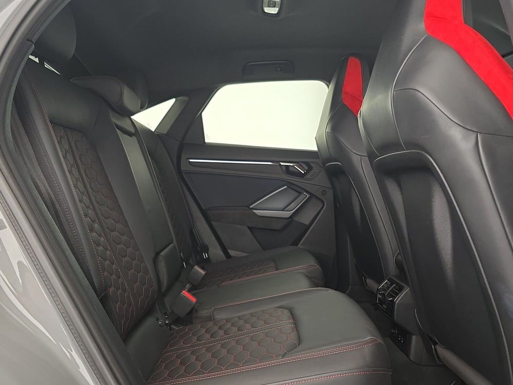 Audi RS Q3 Sportback usata a Alessandria (15)