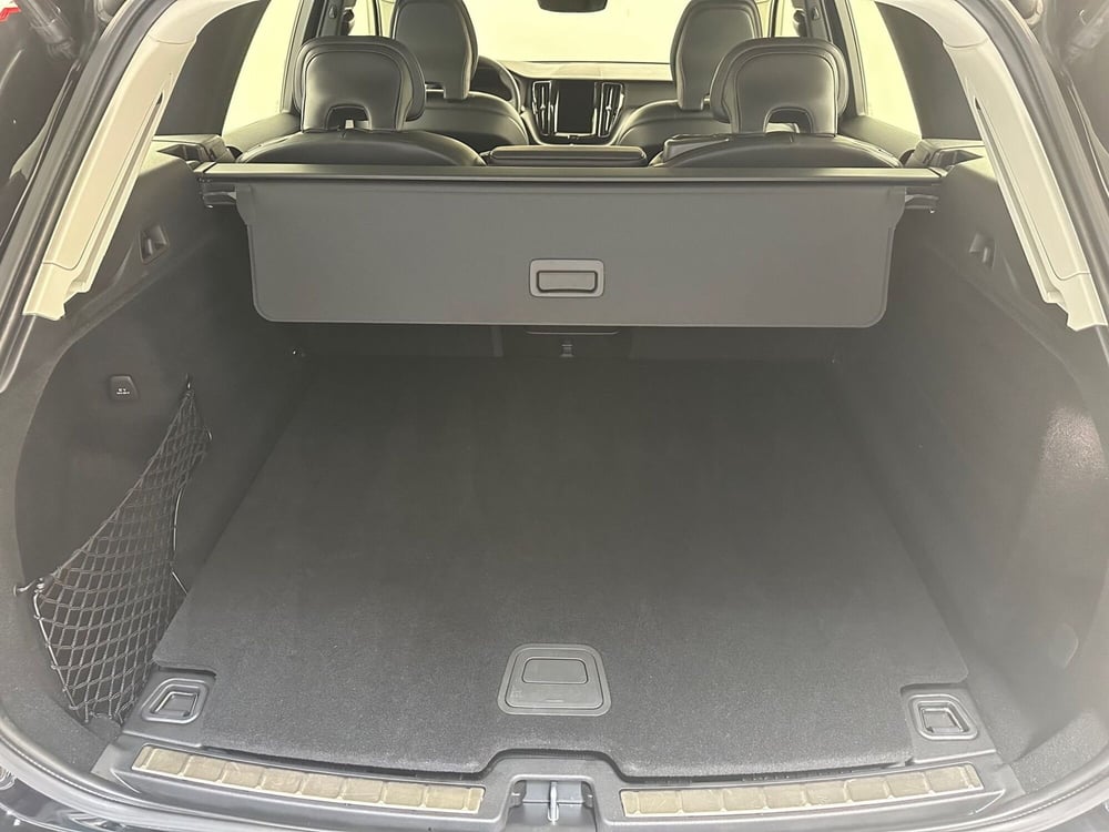 Volvo XC60 usata a Bergamo (10)