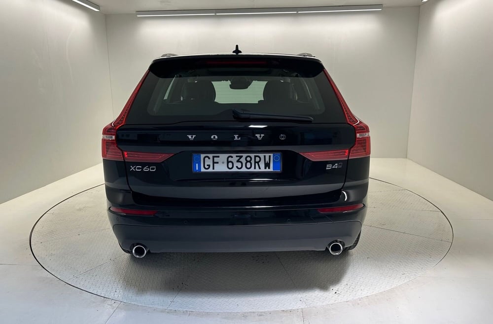 Volvo XC60 usata a Bergamo (8)