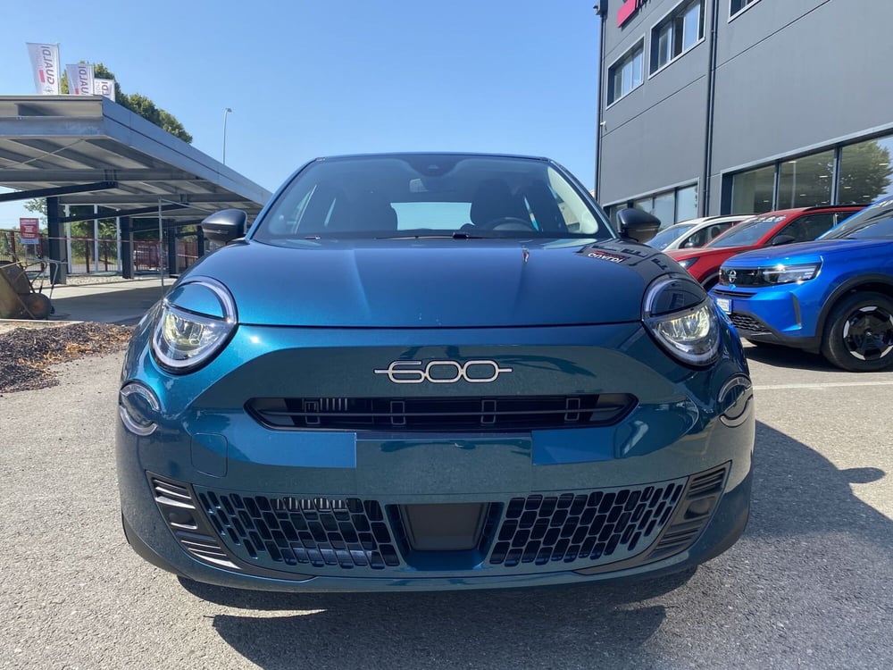 Fiat 600 nuova a Modena (3)