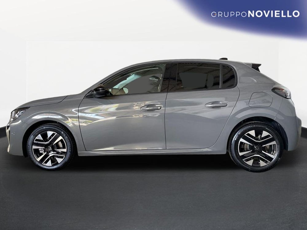 Peugeot 208 nuova a Salerno (4)