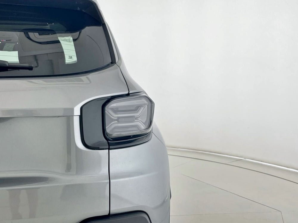 Jeep Avenger nuova a Perugia (10)