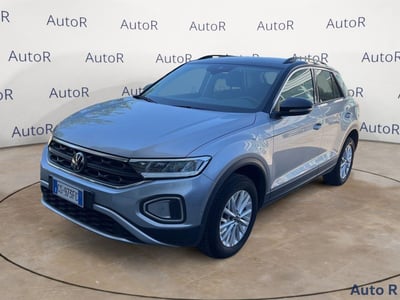 Volkswagen T-Roc 2.0 tdi Life 115cv del 2024 usata a Tito