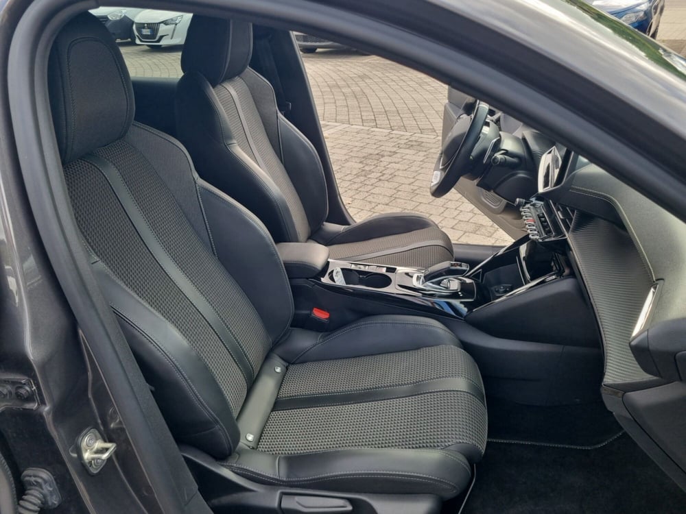 Peugeot 208 usata a Lucca (16)