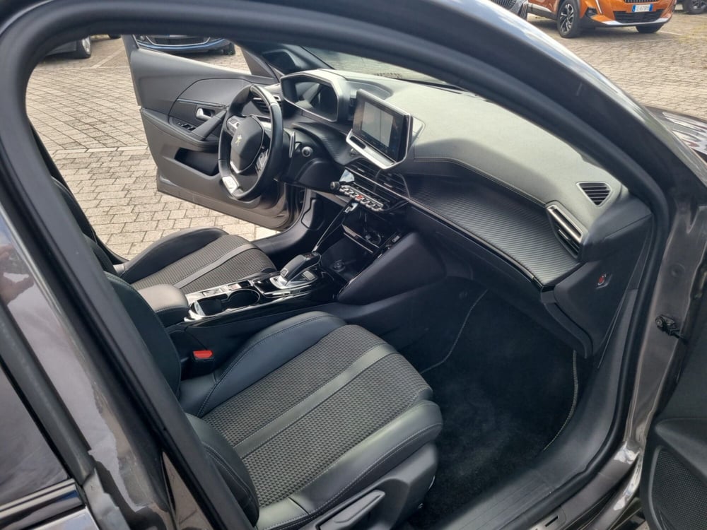 Peugeot 208 usata a Lucca (17)