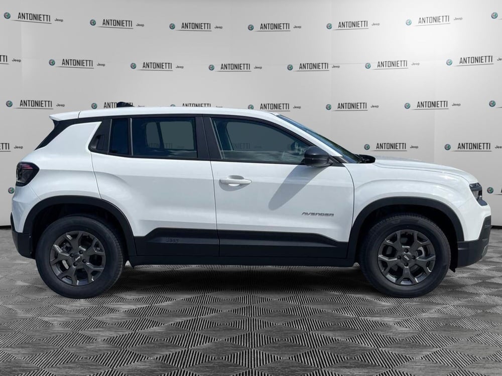 Jeep Avenger nuova a Ancona (4)