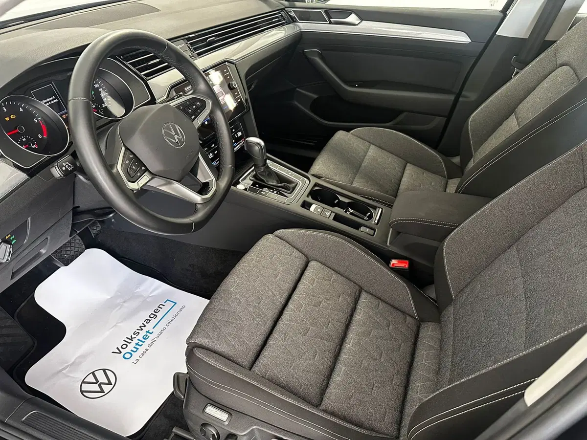 Volkswagen Passat usata a L'Aquila (11)