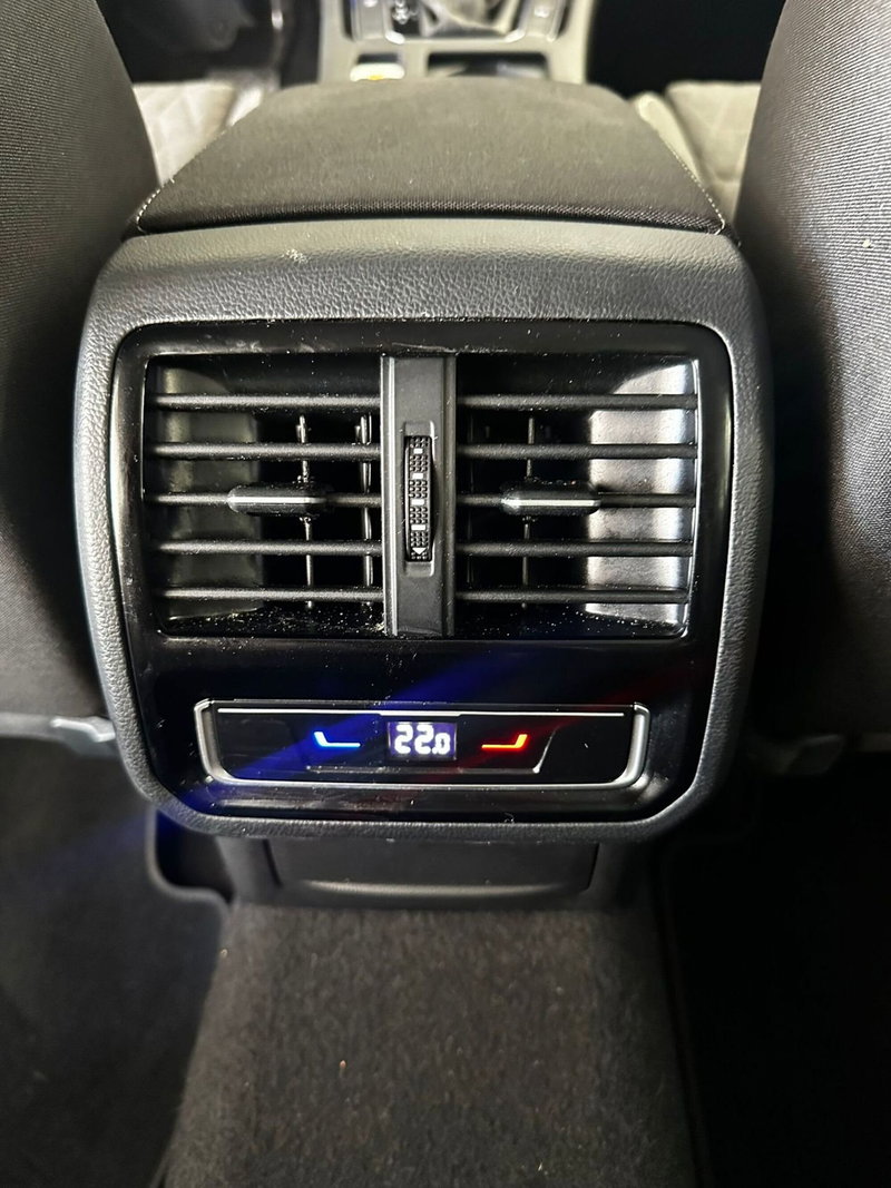 Volkswagen Passat usata a L'Aquila (13)