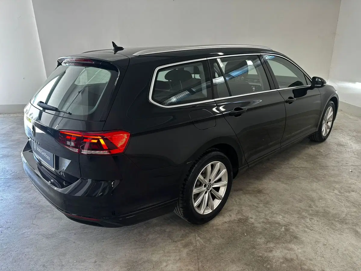 Volkswagen Passat usata a L'Aquila (6)