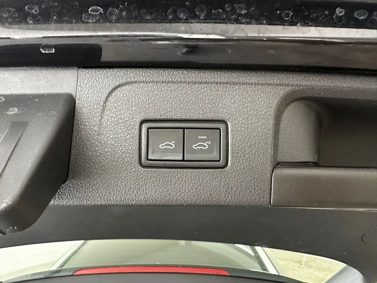 Volkswagen Passat usata a L'Aquila (9)