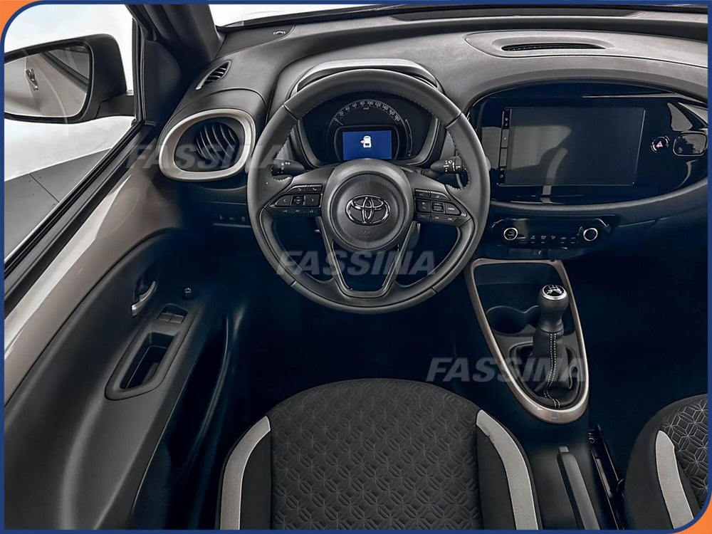 Toyota Aygo X nuova a Milano (10)