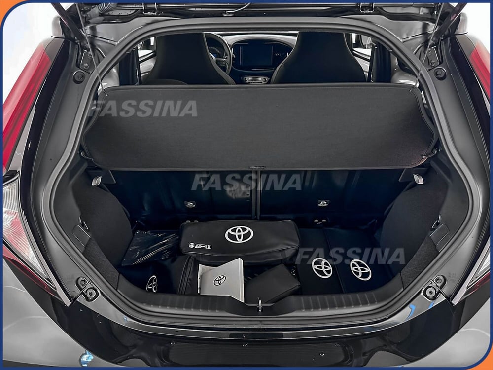 Toyota Aygo X nuova a Milano (12)