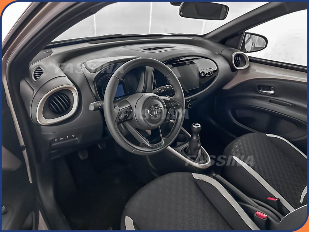 Toyota Aygo X nuova a Milano (9)