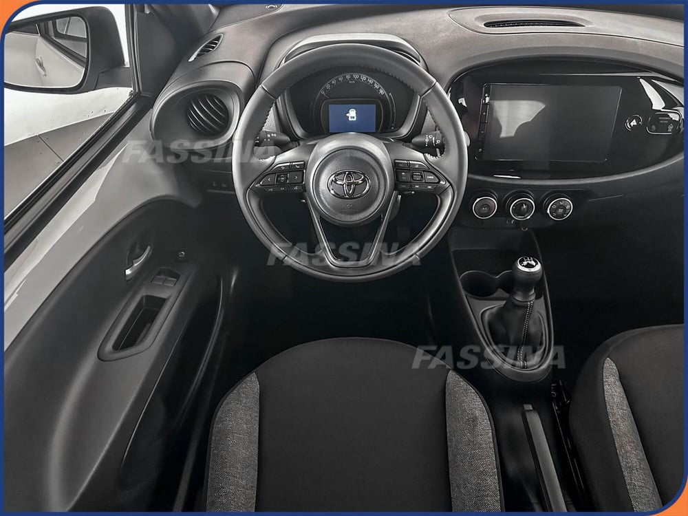 Toyota Aygo X nuova a Milano (10)