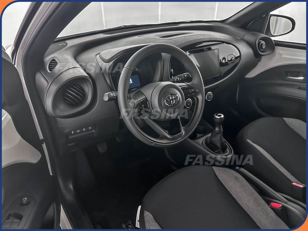 Toyota Aygo X nuova a Milano (9)