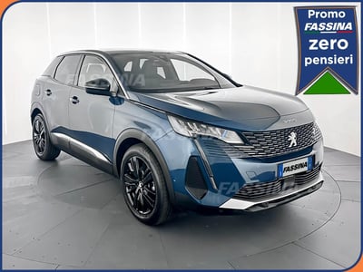 Peugeot 3008 PureTech Turbo 130 S&amp;S Allure Pack del 2023 usata a Milano