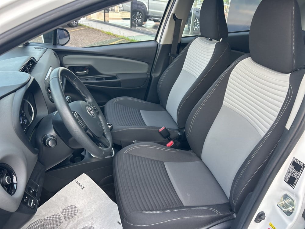 Toyota Yaris usata a Piacenza (11)