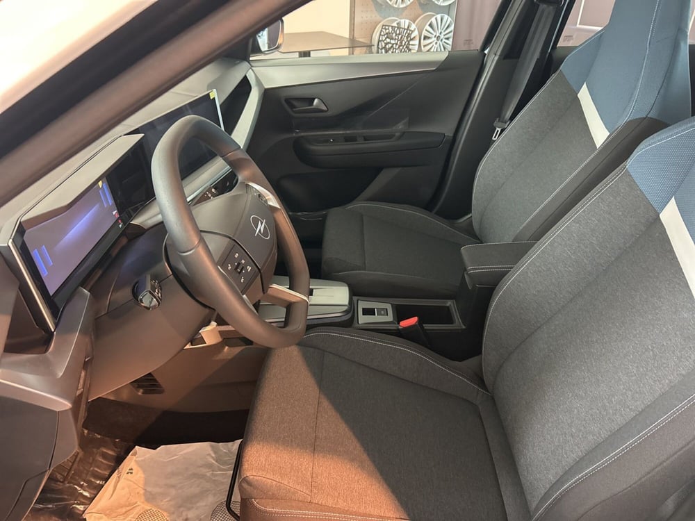Opel Frontera nuova a Piacenza (15)