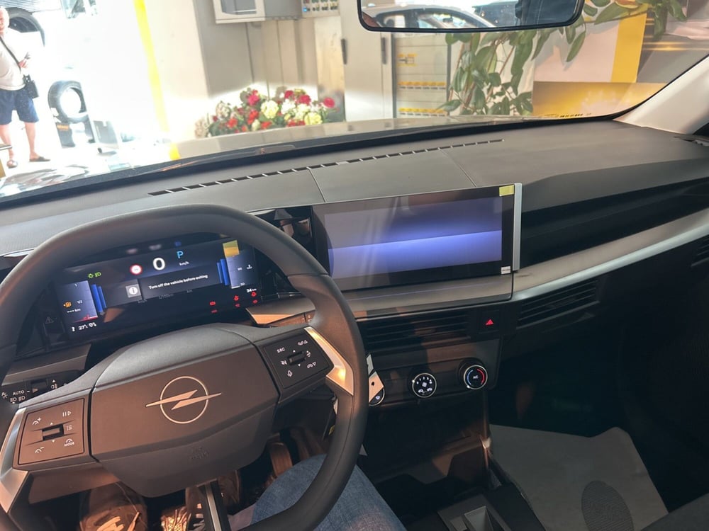 Opel Frontera nuova a Piacenza (16)
