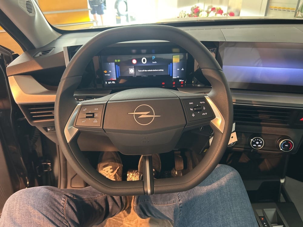 Opel Frontera nuova a Piacenza (17)