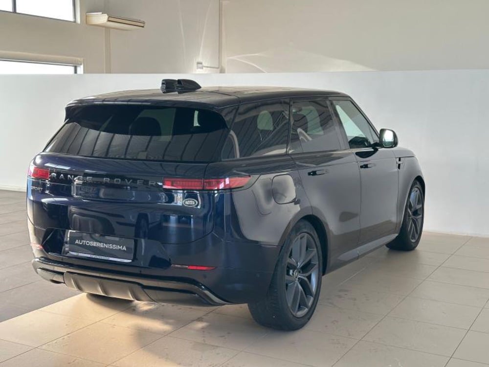 Land Rover Range Rover Sport usata a Venezia (2)