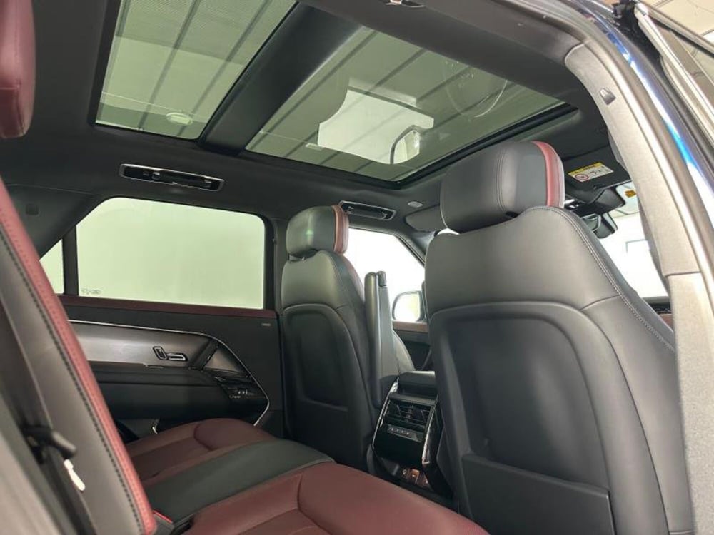 Land Rover Range Rover Sport usata a Venezia (5)