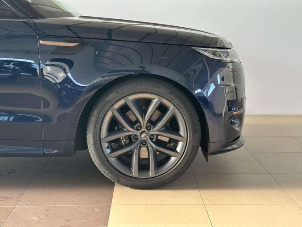 Land Rover Range Rover Sport usata a Venezia (6)