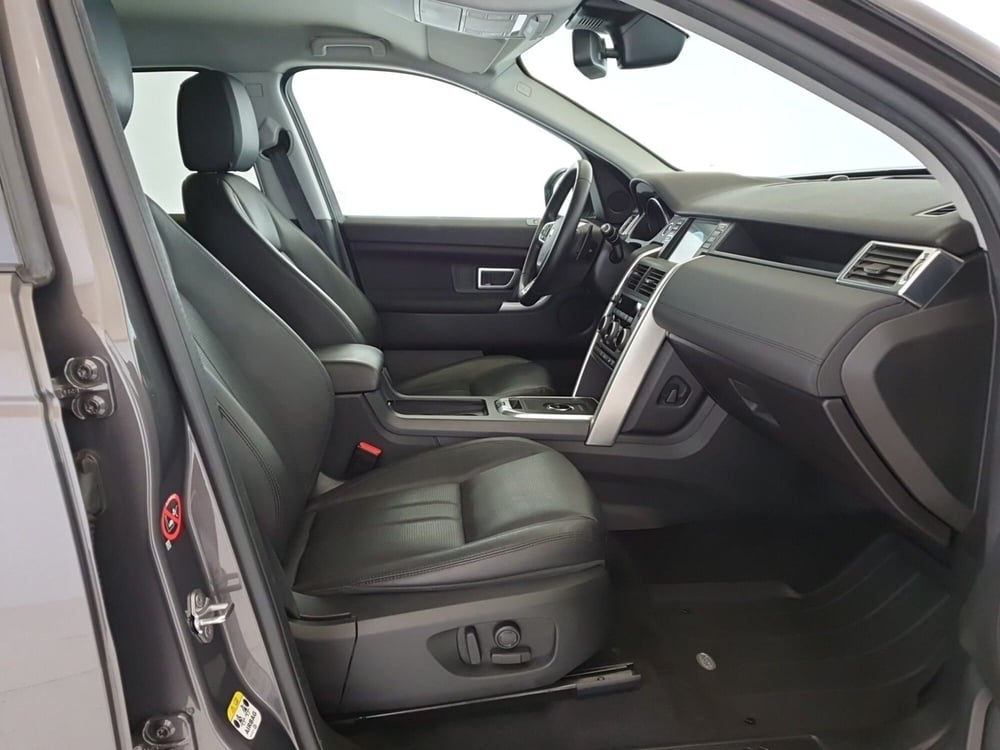 Land Rover Discovery Sport usata a Monza e Brianza (3)