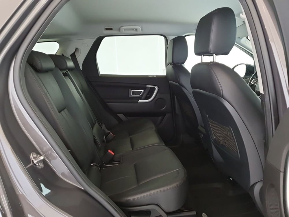 Land Rover Discovery Sport usata a Monza e Brianza (5)