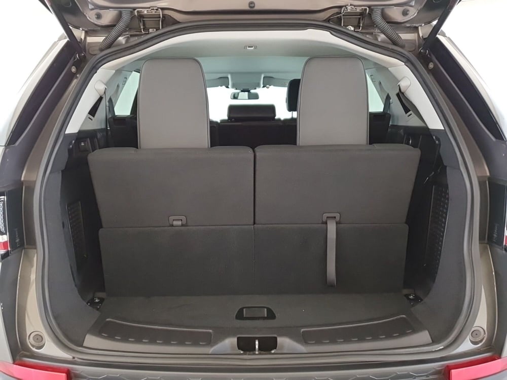 Land Rover Discovery Sport usata a Monza e Brianza (9)