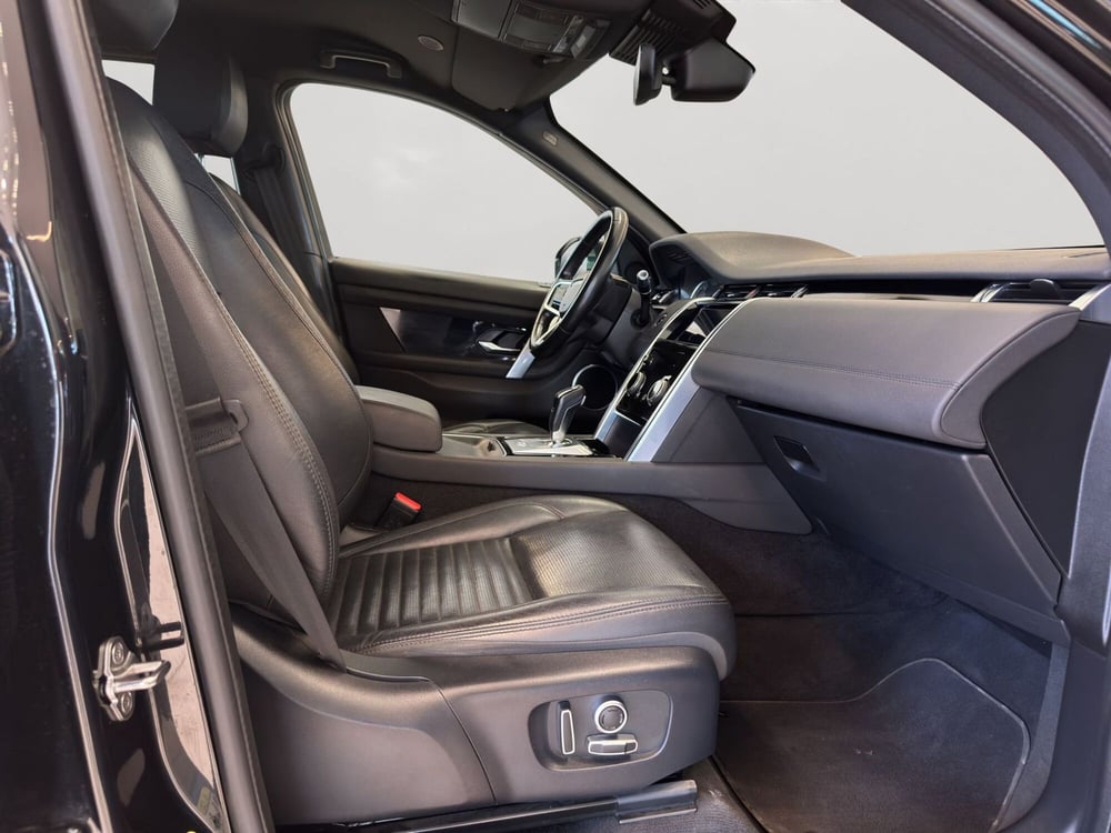 Land Rover Discovery Sport usata a Latina (3)