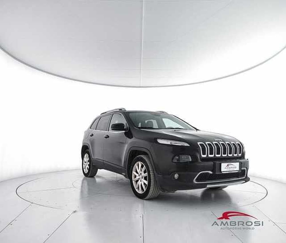Jeep Cherokee usata a Viterbo (2)