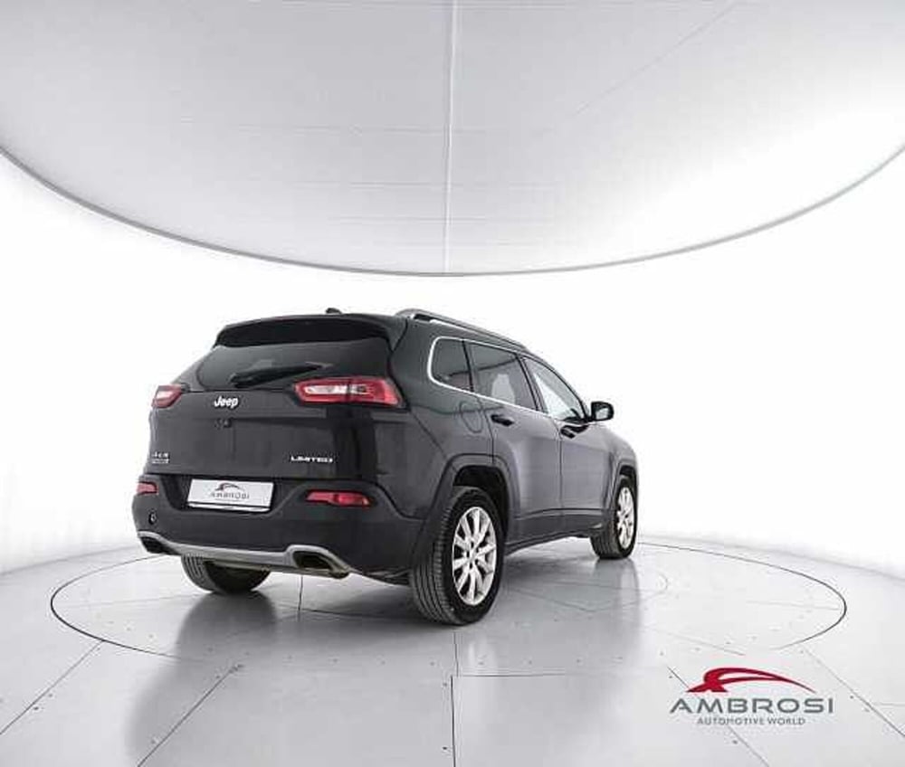 Jeep Cherokee usata a Viterbo (3)
