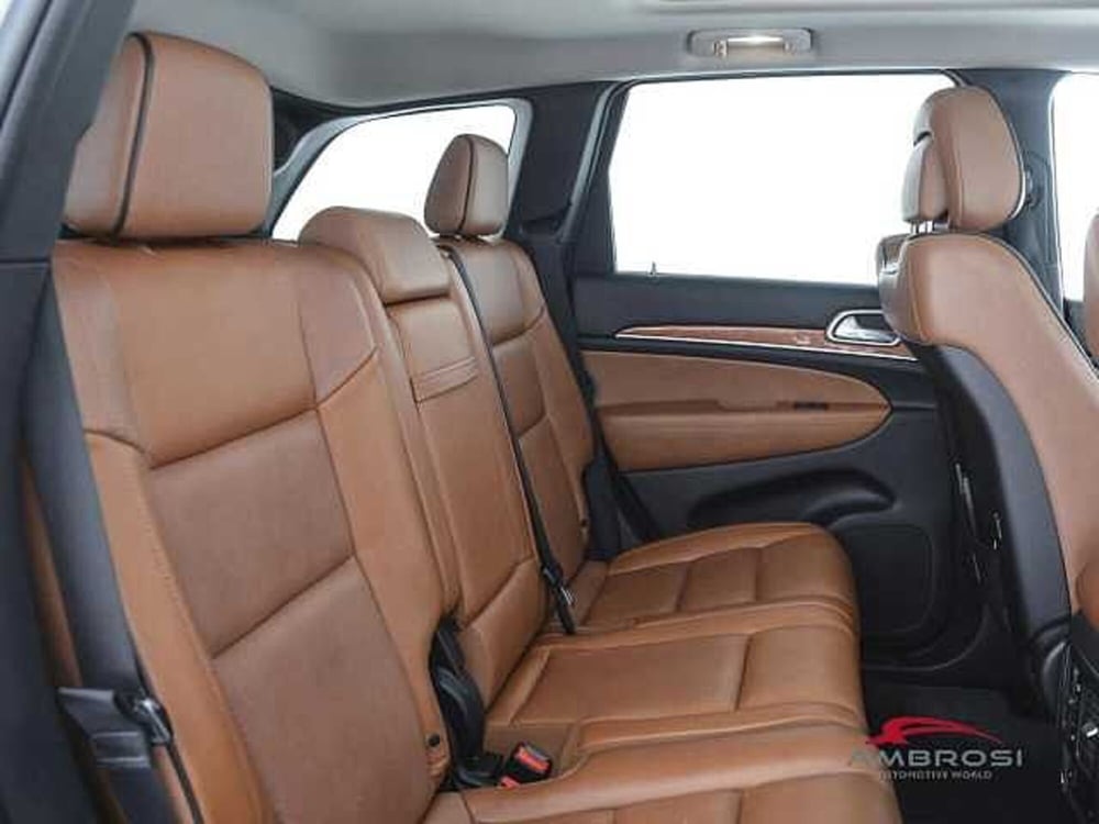Jeep Grand Cherokee usata a Viterbo (11)