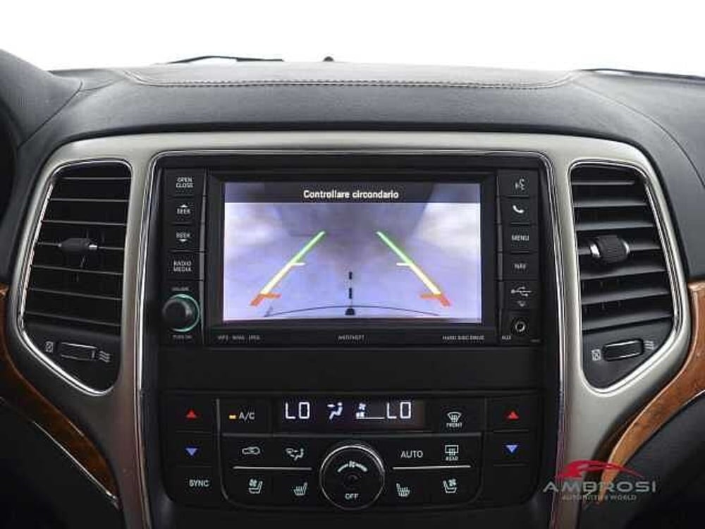Jeep Grand Cherokee usata a Viterbo (18)